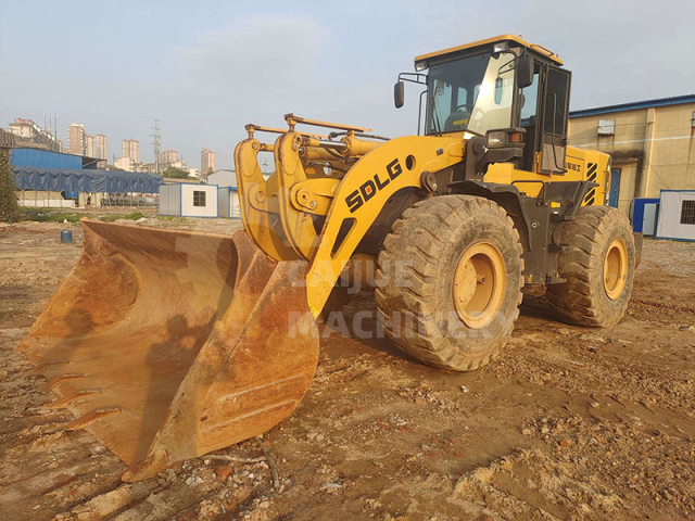 Used SDLG L952